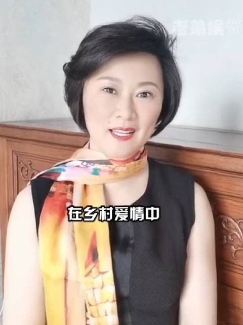 她是谢广坤老婆，台上嫁师父台下嫁徒弟，真实身份令人意想不到