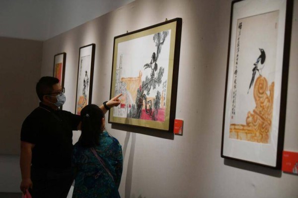 中山公园新展开幕 30幅《宫喜》系列国画作品亮相