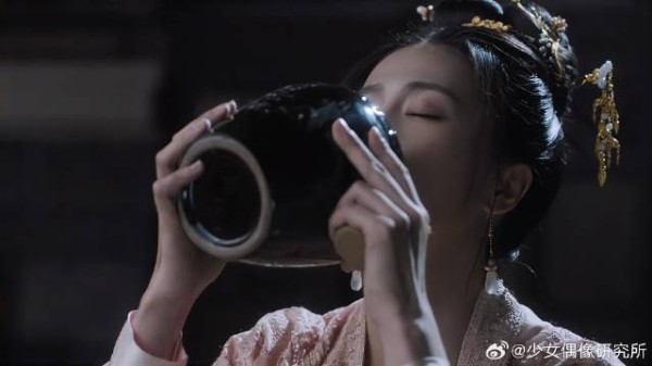 时宜借酒消愁：师傅，你在哪，殊不知他被关进大牢了！