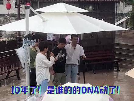 13届快男暴雨下演出 有生之年系列让我等到了！