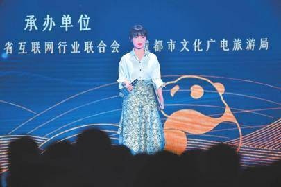 李子柒“回归” 传统文化之美是不变的“顶流”