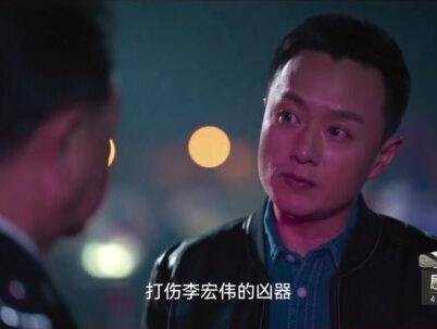 高启盛用一条冰冻的鱼将李宏伟打至头破血流…