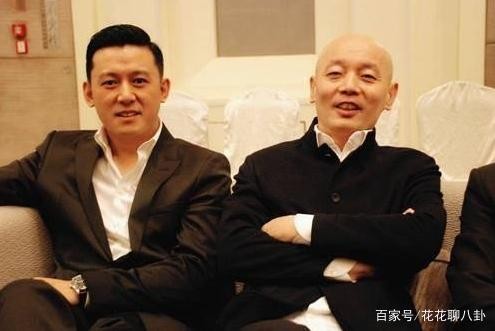 其实他们都是“关系户”明星，一般人认不出3对，网友：隐藏得好