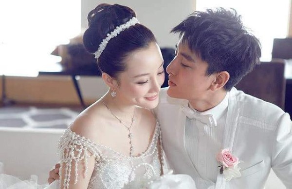 娱乐圈里这么多离婚的，姐弟恋的婚姻让人惋惜，他离婚后集体叫好