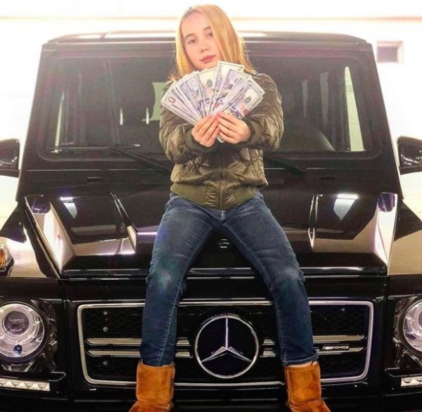 炫富、骂人、炒作，Instagram 网红女孩 Lil Tay 还能走多远？