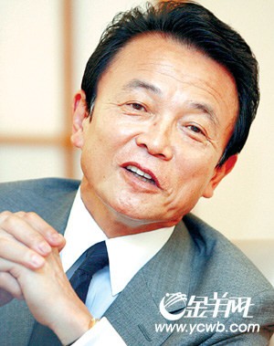 新闻观察室：政治丑闻助推　安倍明星光环褪去