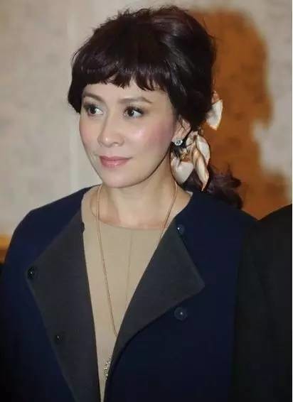 林志玲杨钰莹张曼玉 那些颜值敢于和90后叫板的高龄女星！