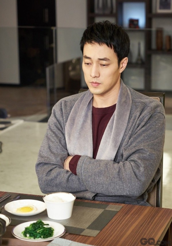 2015年11月出演KBS电视剧《Oh My Venus》该剧主要讲述了从曾经美艳动人的女律师身材走形，与世界著名的健身教练相遇后，在挑战减肥的过程中治愈内心的故事.于11月16日首播。这部剧中大叔尽显他的好身材，也算是看点之一。 