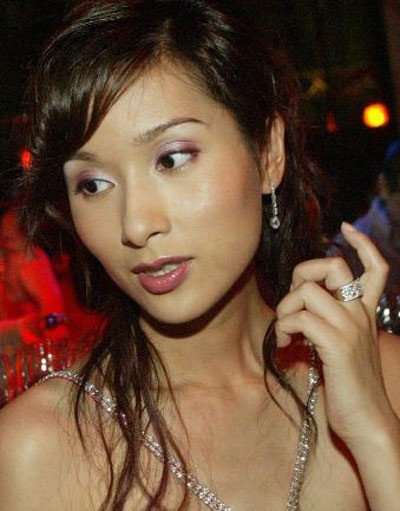 杨小姐是谁? 杨恭如杨采妮杨玉梅杨千嬅纷表态