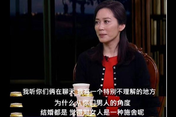 窦文涛和俞飞鸿的关系 两个人谈过且是热恋后来因为一些不能说的问题散了