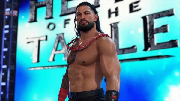 部落酋长兼桌长罗曼·雷金斯 (Roman Regins) 参加《WWE 2K24》