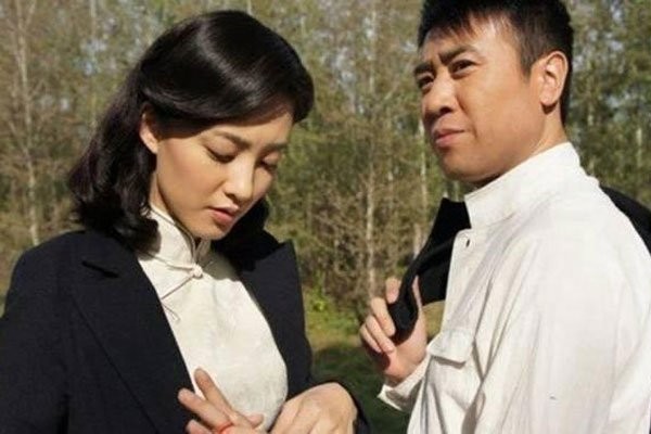 于和伟和老婆离婚了？ 出轨绯闻过了继续红