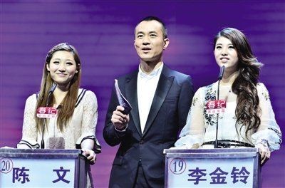 邱启明把自己的新形象定位为有点小坏的“欧巴”，并且“不雷不装”。