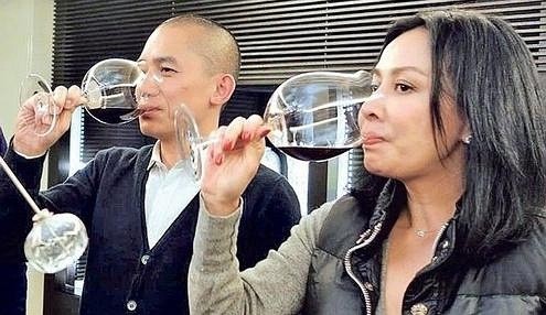 细数娱乐圈中的葡萄酒达人（一）：黄晓明、黄宗泽、廖碧儿