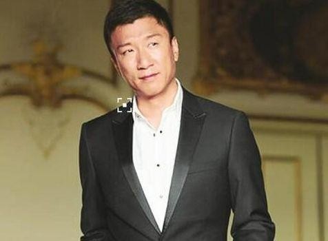 他曾疑似被金星怒批为渣男，为何如今生日却人缘爆棚？