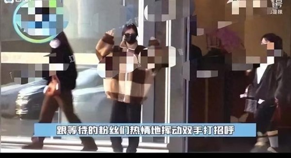 女明星乘车高速上倒车！涉虞书欣？警方回应