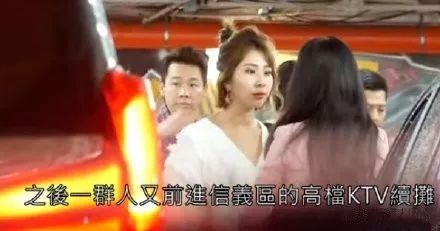 又出轨？情歌教父不知悔改深夜送美女回家，50岁的他忘记了家庭