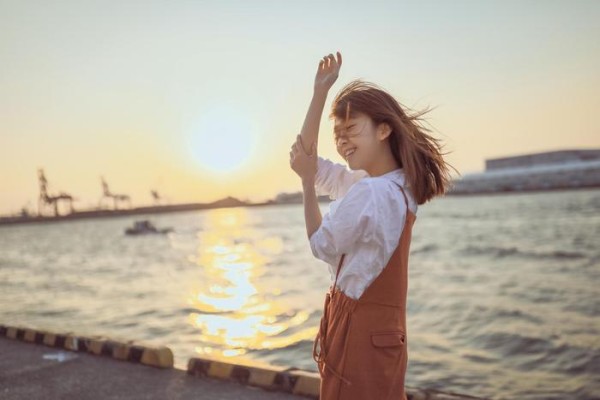 圈内不被看好，圈外却被捧高的摄影师王义博，究竟有何魅力？