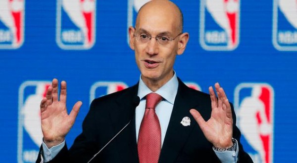 杜兰特毁了NBA? 肖华: 3个巨星都是勇士自己培养的, 拆散不合理!