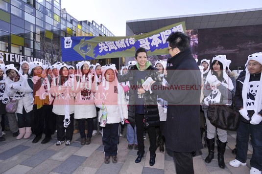 中国周刊：华谊兄弟开启明星股东时代