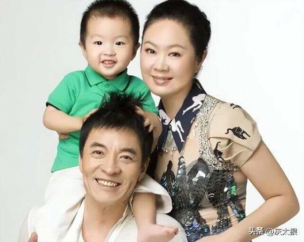 王晓宇：和刘威谈老少恋情，高龄生育体贴丈夫，好贤妻实至名归