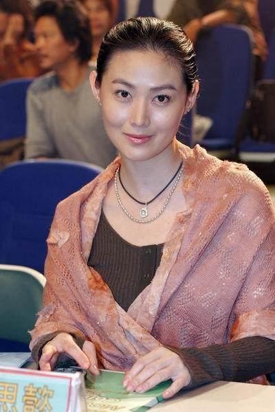 伴演潘金莲的王思懿最美，深受广大观众喜爱，也只是没红起来？