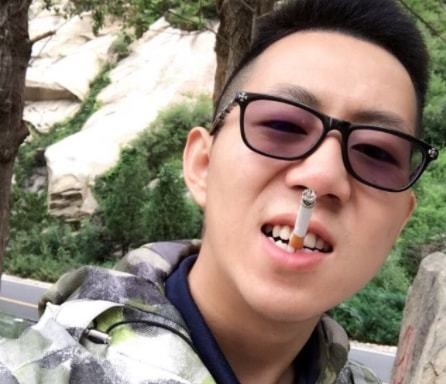 快手第一批的人气王归来，王小源直言方丈演戏，散打荣获诚信主播