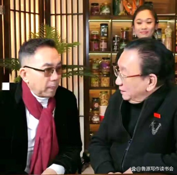 侯耀华直播中呼吁杨议努力拜师，助力其成长