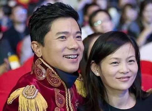 惊呆,李彦宏、潘石屹、刘强东、马云如何秀恩爱?