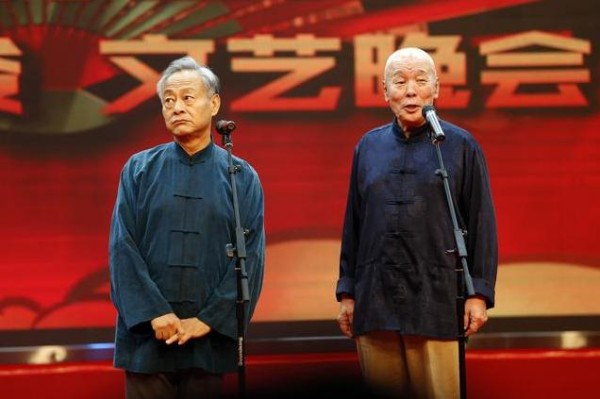 相声演员王谦祥、李增瑞的师承以及在相声届的地位是怎样的？