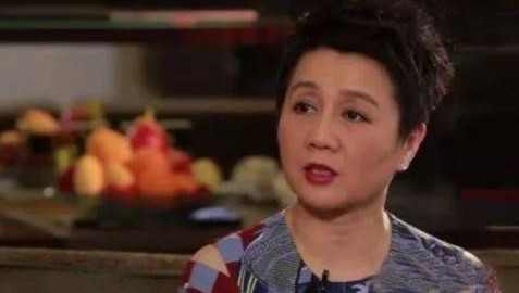 从舞娘到赌王四太，梁安琪上位之路堪比甄嬛，难怪奚梦瑶那么怕她