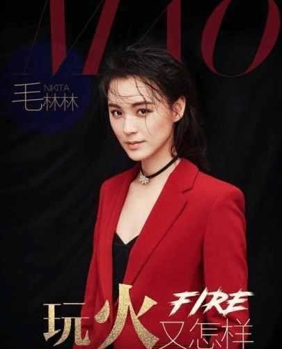 娱乐圈女星公开承认出柜，韩雪送上祝福，网友：实在勇气可嘉！