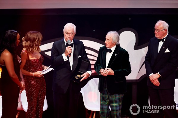 Roger Penske receives the Gold Medal Lifetime Achievement Award from Sir Jackie Stewart