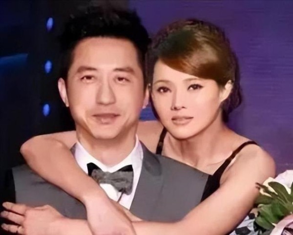 2008年，张宇提醒好朋友庾澄庆：你老婆伊能静，最近有点诡