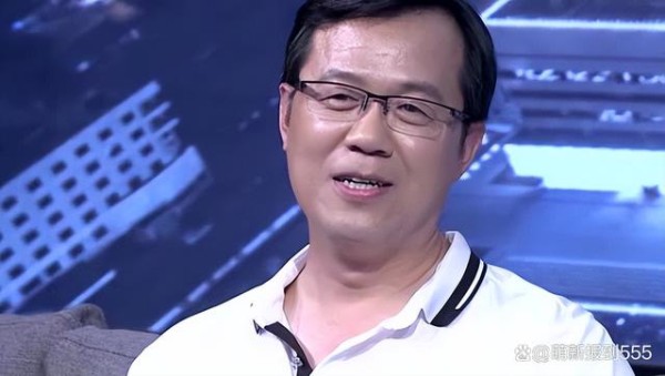 “娱乐圈第一狗仔”卓伟，爆了这么多明星的丑闻，为何突然消失了