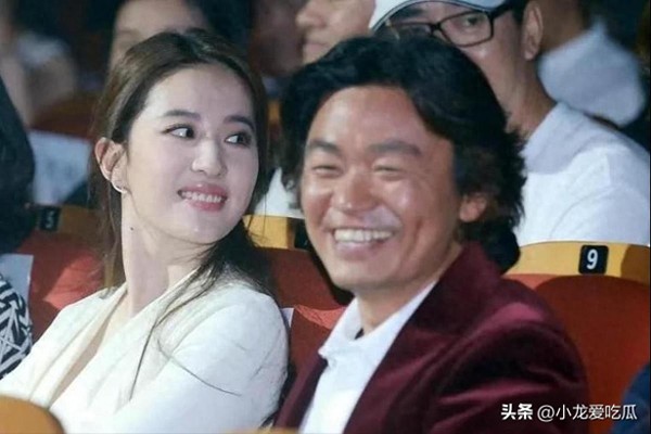 娱乐圈合照：背后的故事与真实情感