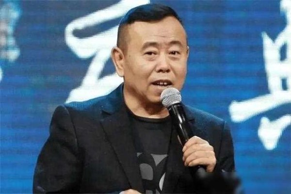 军衔高到惊人的几位明星，个个深藏不露，潘长江正师级身份惹争议