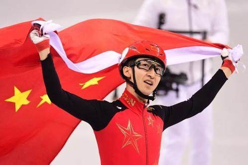 平昌冬奥会冠军武大靖迷恋的女明星， 两度遭拒后神奇逆袭