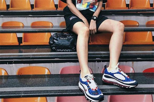 nike air max 98高达怎么搭配 ins爆款搭配