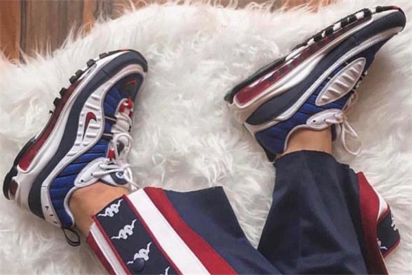 nike air max 98高达怎么搭配 ins爆款搭配