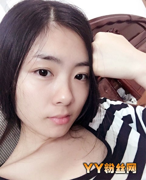 四大名助李灿璨控诉男友喝酒出洋相 美女李灿璨微博个人资料