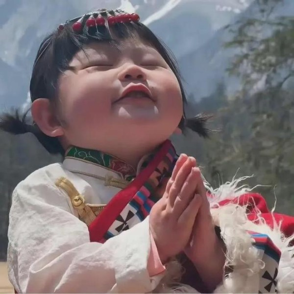 千万网红瑶一瑶4岁了，至今没有上幼儿园，从一岁就开始赚钱