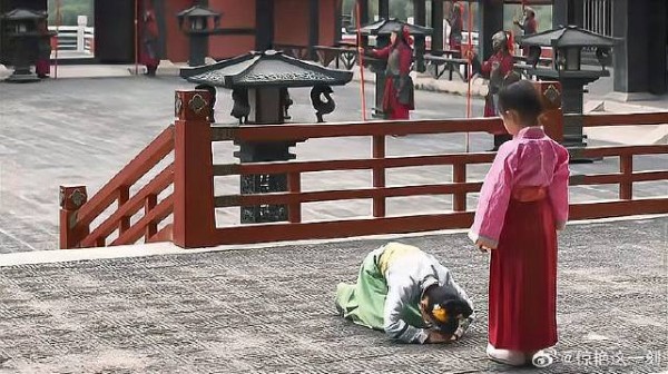 小芈月口才了得，竟能让嫡公主芈姝给她行礼，威后气坏了