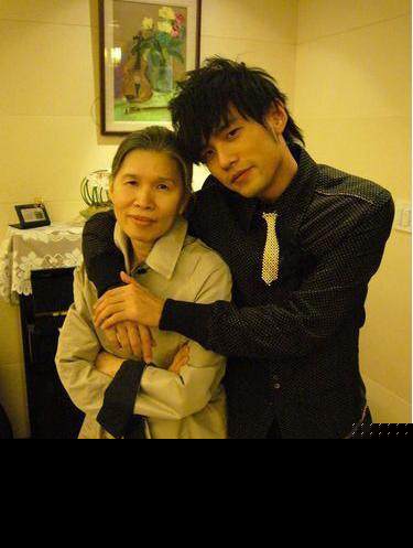 周杰伦和叶惠美什么关系 叶惠美是周杰伦的什么人