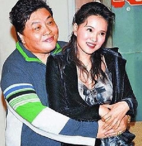 娱乐圈中隐藏的干爹，有些被质疑关系复杂，有的绝对是真性情！