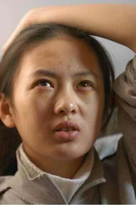 快被遗忘的女演员！曾是张国立认定的准媳妇，今和50岁富商恋爱！