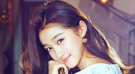 关晓彤老百姓是什么梗?关晓彤说老百姓为什么被骂?