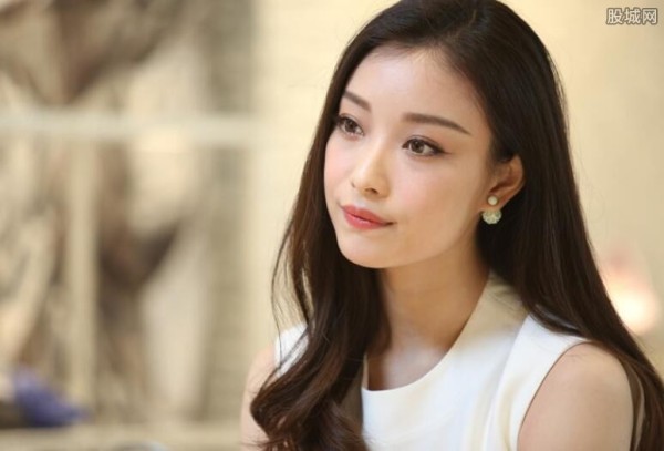 倪妮是倪萍的亲侄女