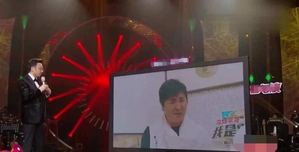 明星应对突发事件：黄渤淡定，杨幂机智，最后一位却慌了！