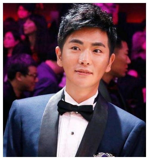 实力派演员张晓龙：孙俪尊称他为“老师”，现和小8岁学生结婚